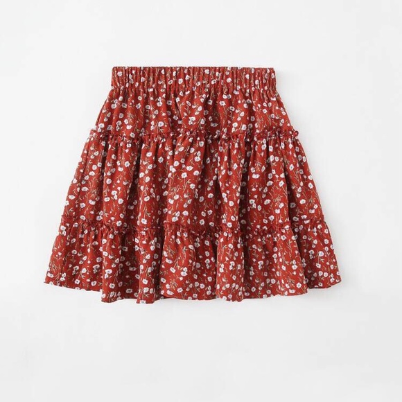 SHEIN Girls Ditsy Floral Layered Skirt Size XS. 

Length approx: 16 inches - Picture 2 of 7